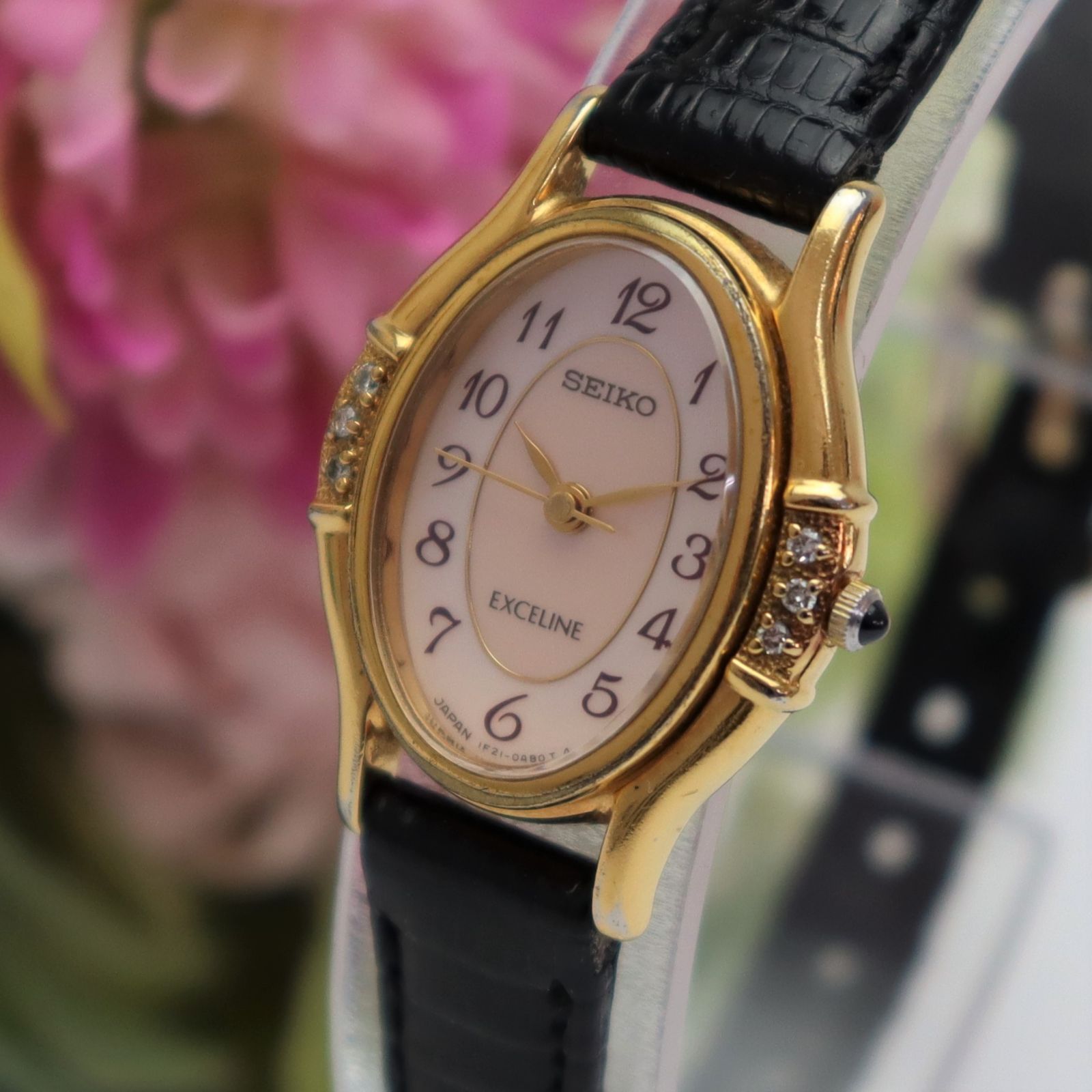 memeの厳選腕時計【新品電池】セイコー エクセリーヌ シェル文字盤 腕時計 ダイヤ6P ゴールド系
