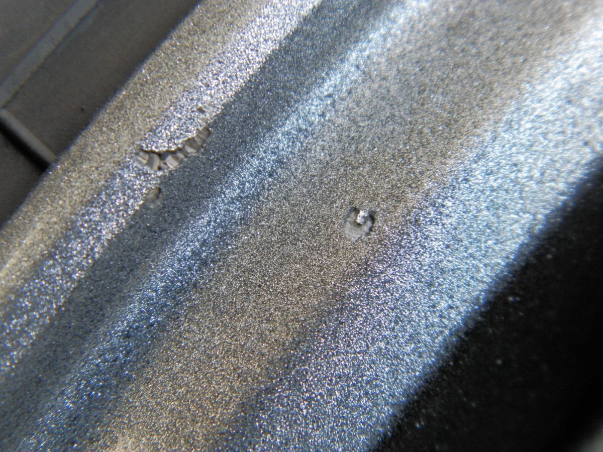 16インチ 社外アルミホイール付スタッドレスタイヤ