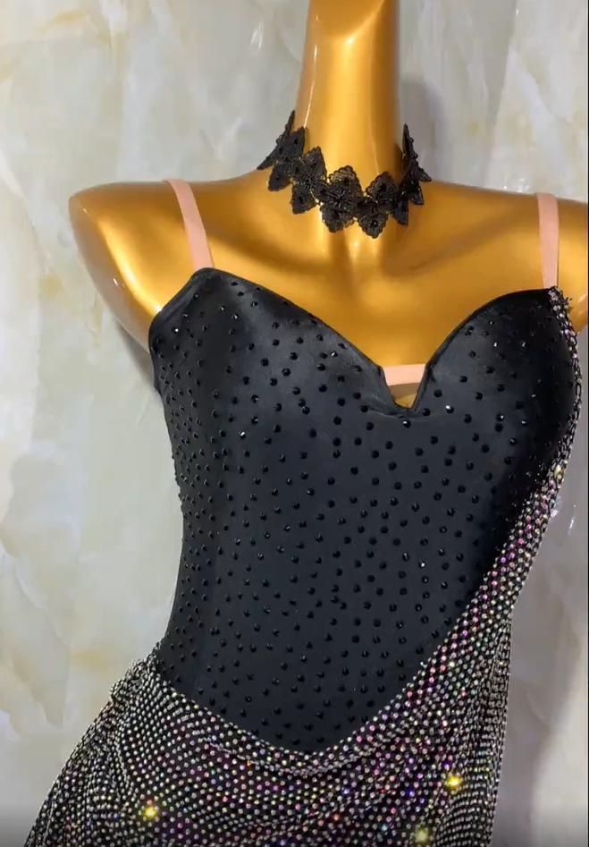 △未使用/タグ付き HERMESエルメスショートパンツ セリエボタン