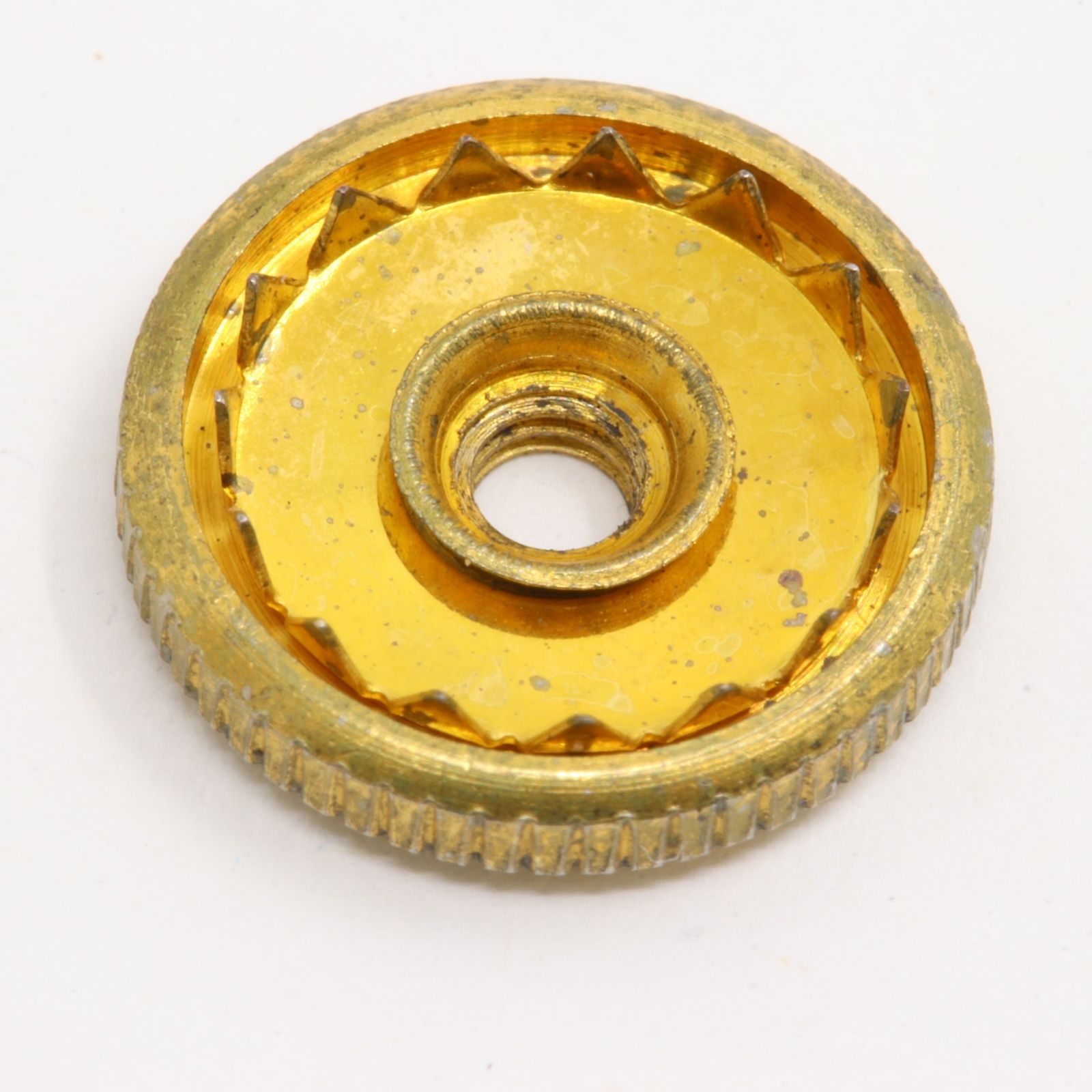 ITM4I9HO7SGM Daiei ダイエー K18 18金 社章 ピンバッジ 襟章 記章 貴金属 3.94g キャッチ込み 木箱ケース付き コレクション ロータリーネジ ピンブローチ USTAUSTRALIA_COM_AU