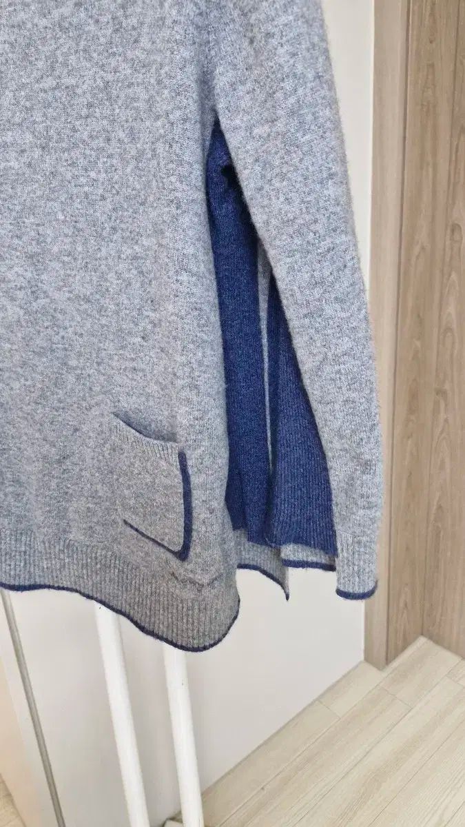 ニット プルオーバー