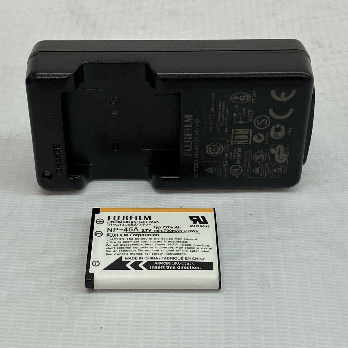 FUJIFILM FINEPIX T300 デジタル カメラ コンデジ デジカメ 富士