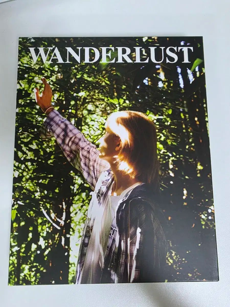 WANDERLUST MAGAZINE ジョンハン