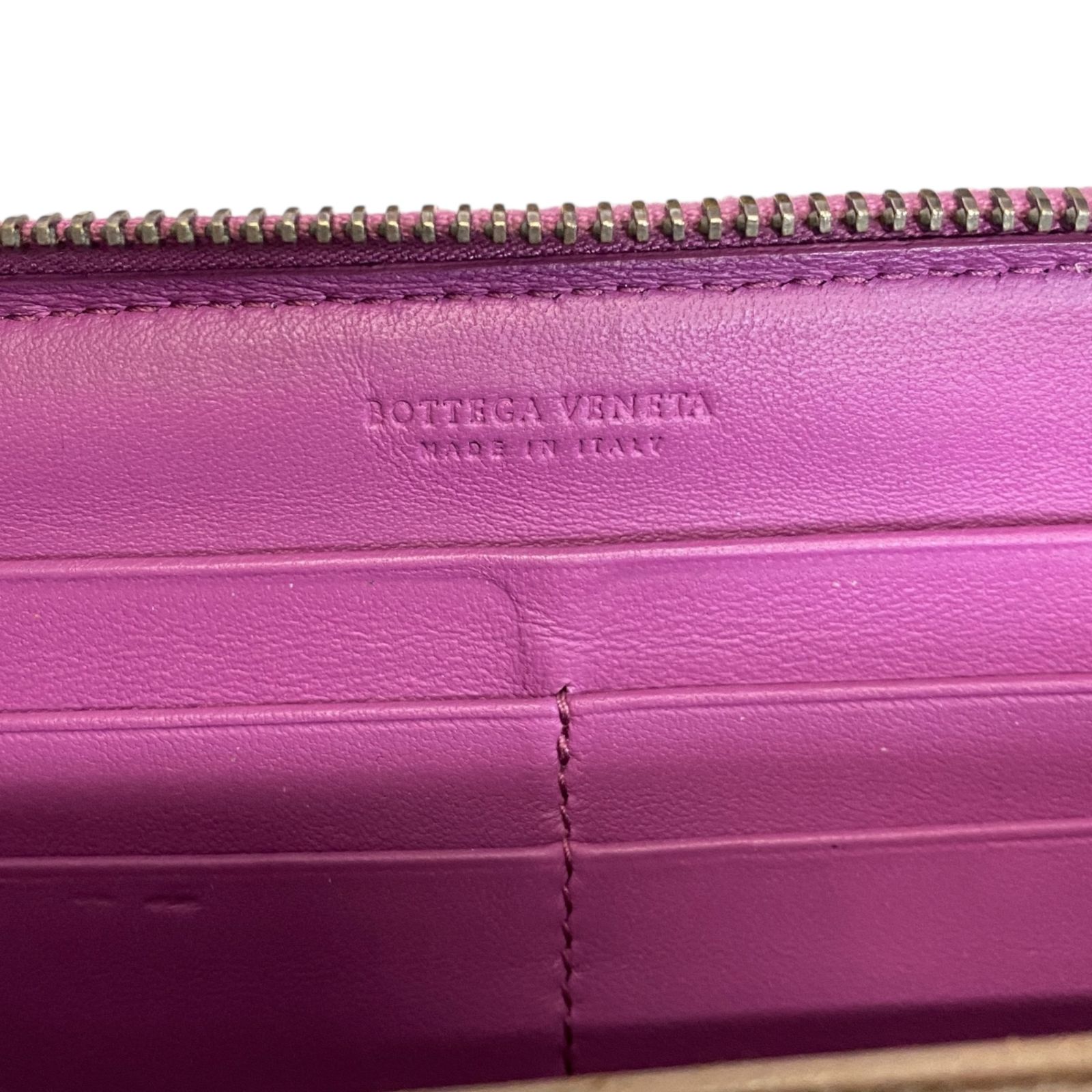 【中古品】 BOTTEGA VENETA ボッテガヴェネタ イントレチャート ラウンドジップ 財布 長財布 ウォレット パープル 箱無 W100517RK 中古品】 BOTTEGA VENETA ボッテガヴェネタ イントレチャート ラウンド