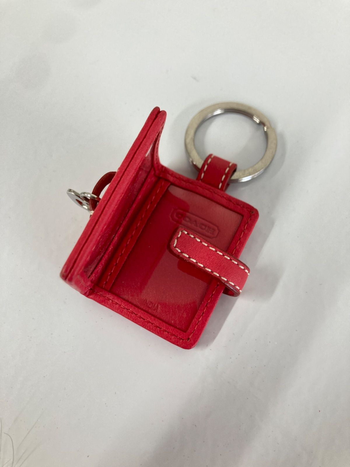 コーチ キーホルダー 写真入れ チャーム キーリング フォトフレーム