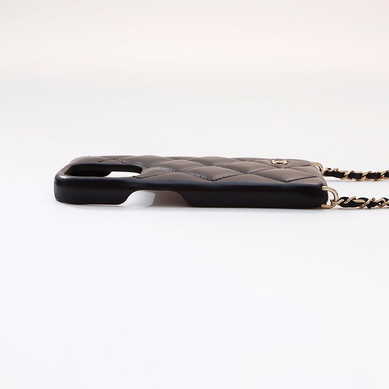 美品✨CHANEL iphone14proケース マトラッセ チェーン レザー シャネル iPhone14/15 Pro/15 ProMaxケース チェーンストラップ