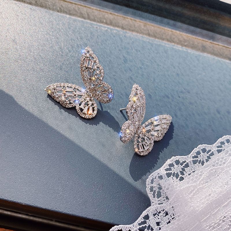 STAR JEWELRY 925 透かし　ピアス　バタフライ パピヨン　蝶 STAR JEWELRY 925 透かし ピアス バタフライ パピヨン 蝶 - メルカリ