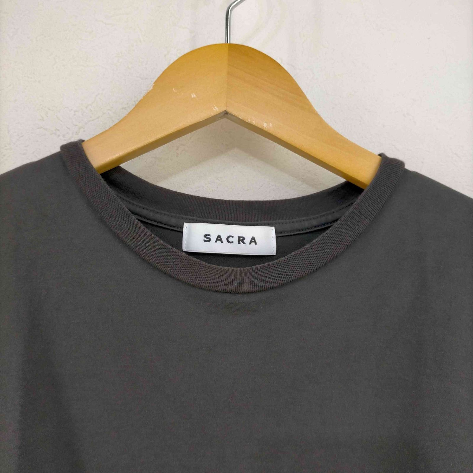 サクラ SACRA フォールデッドラインコットントップス