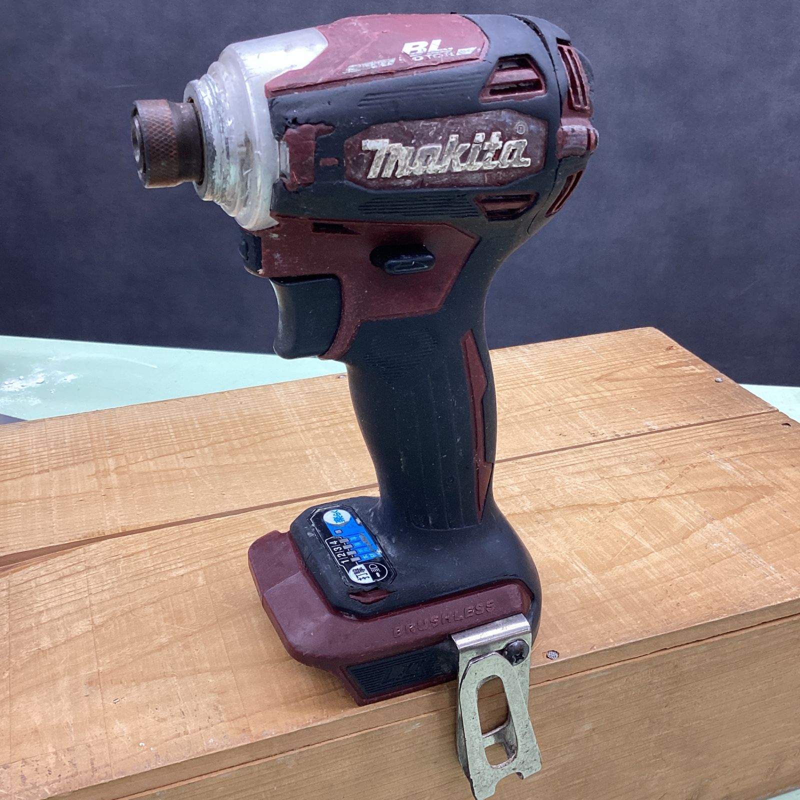 マキタ makita コードレスインパクトドライバー TD172DZAR 越谷店