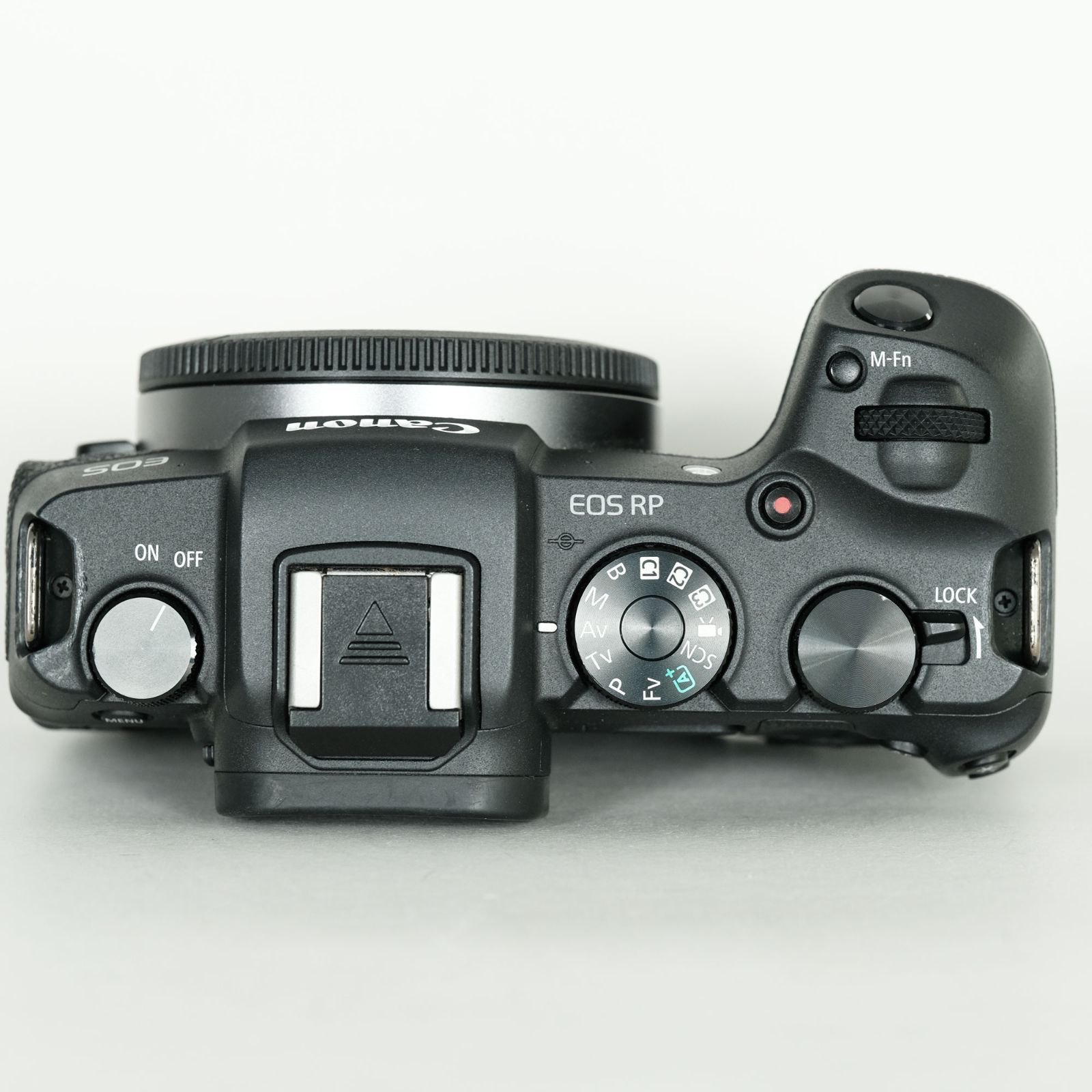 Canon EOS RP ボディのみ美品　純正バッテリー2個 良品｜バッテリー2個] Canon EOS RP [ボディ] / キヤノンRF