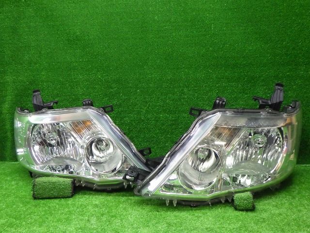 日産 日産 C25 NC25 セレナ 後期 ヘッドライト 左右 ハロゲン 100