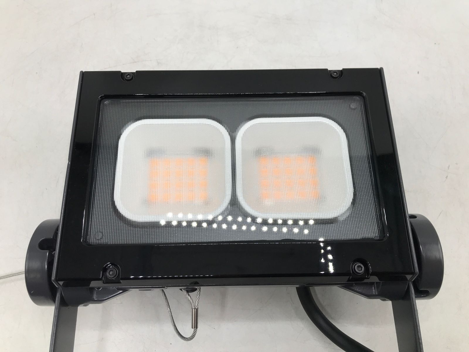 IWASAKI 岩崎電気 レディオックフラッドネオ 80クラス 超広角タイプ 電球色 ECF8040SW LSAN8 DG ITD77ZYLXQ7O エコツール岡崎岩津店 M02