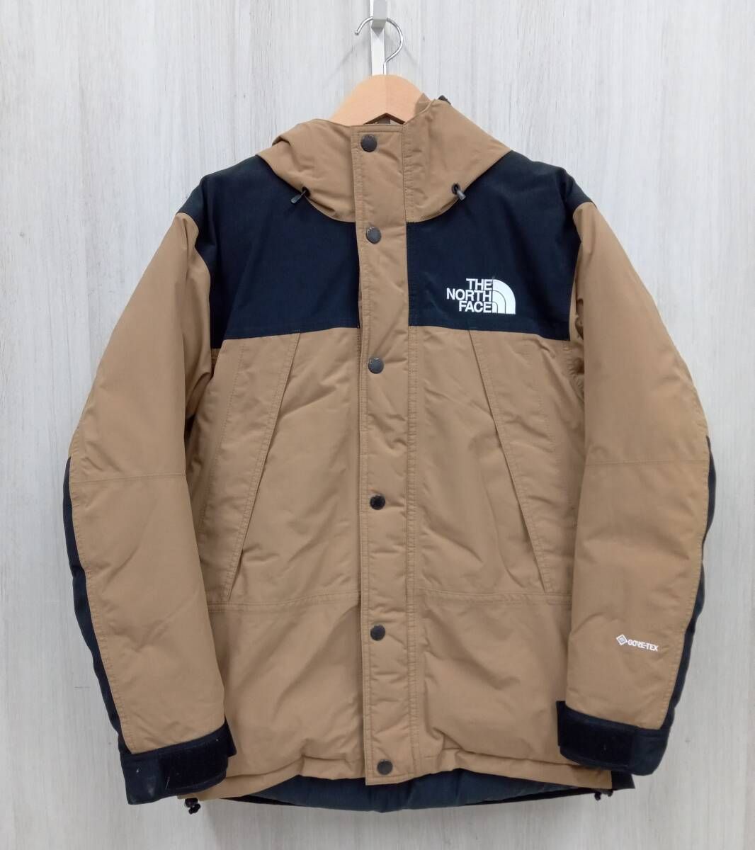 THE NORTH FACE ダウンジャケット Mountain Down Jacket ND91930 サイズS ベージュ×ブラック