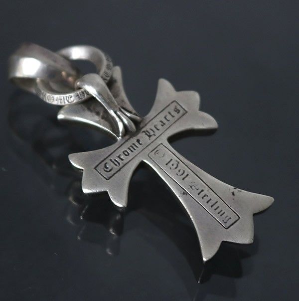シルバー925製　クロスネックレス CHクロスペンダント 楽天市場】クロムハーツ（CHROME HEARTS）CHクロス ペンダント