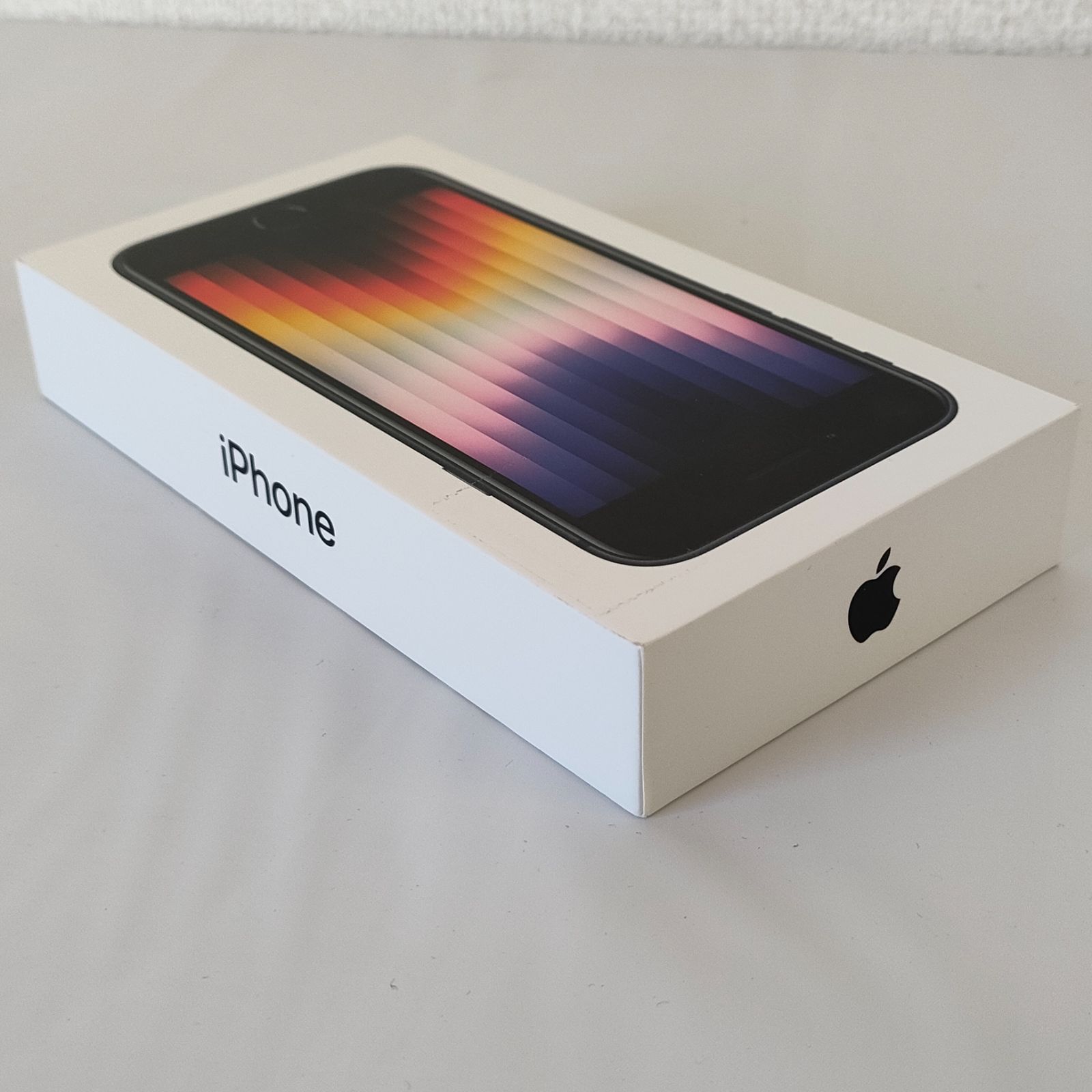 KD166) Apple iPhone SE3 第3世代 64GB ミッドナイト Softbank 中古品