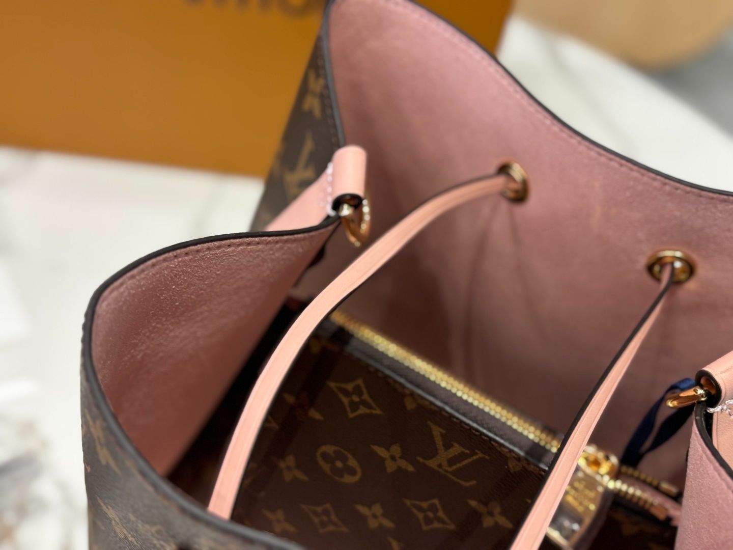 バケットバッグ