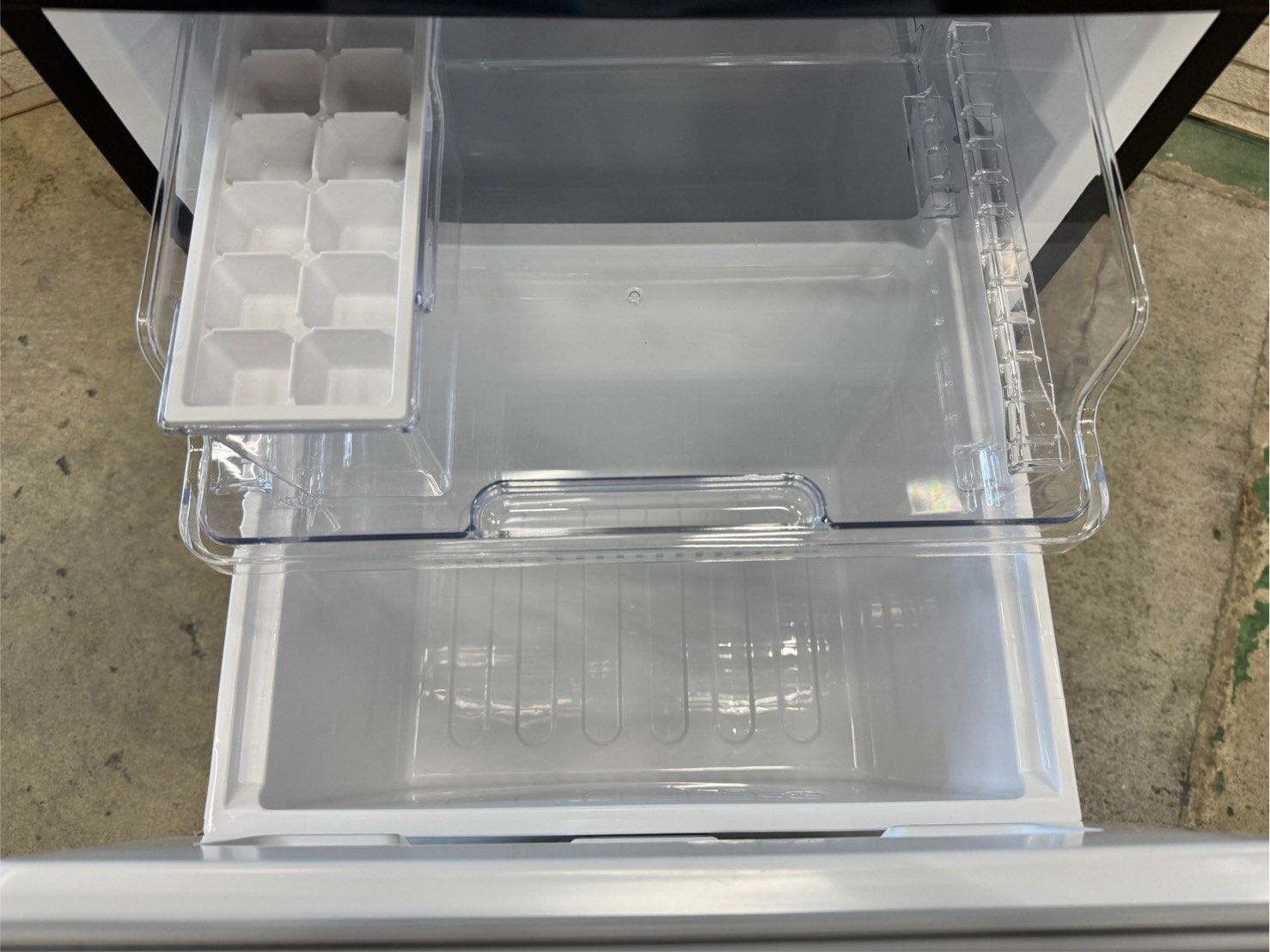 大阪送料無料☆3か月保障付き☆冷蔵庫☆シャープ☆2ドア☆2023年☆SJ