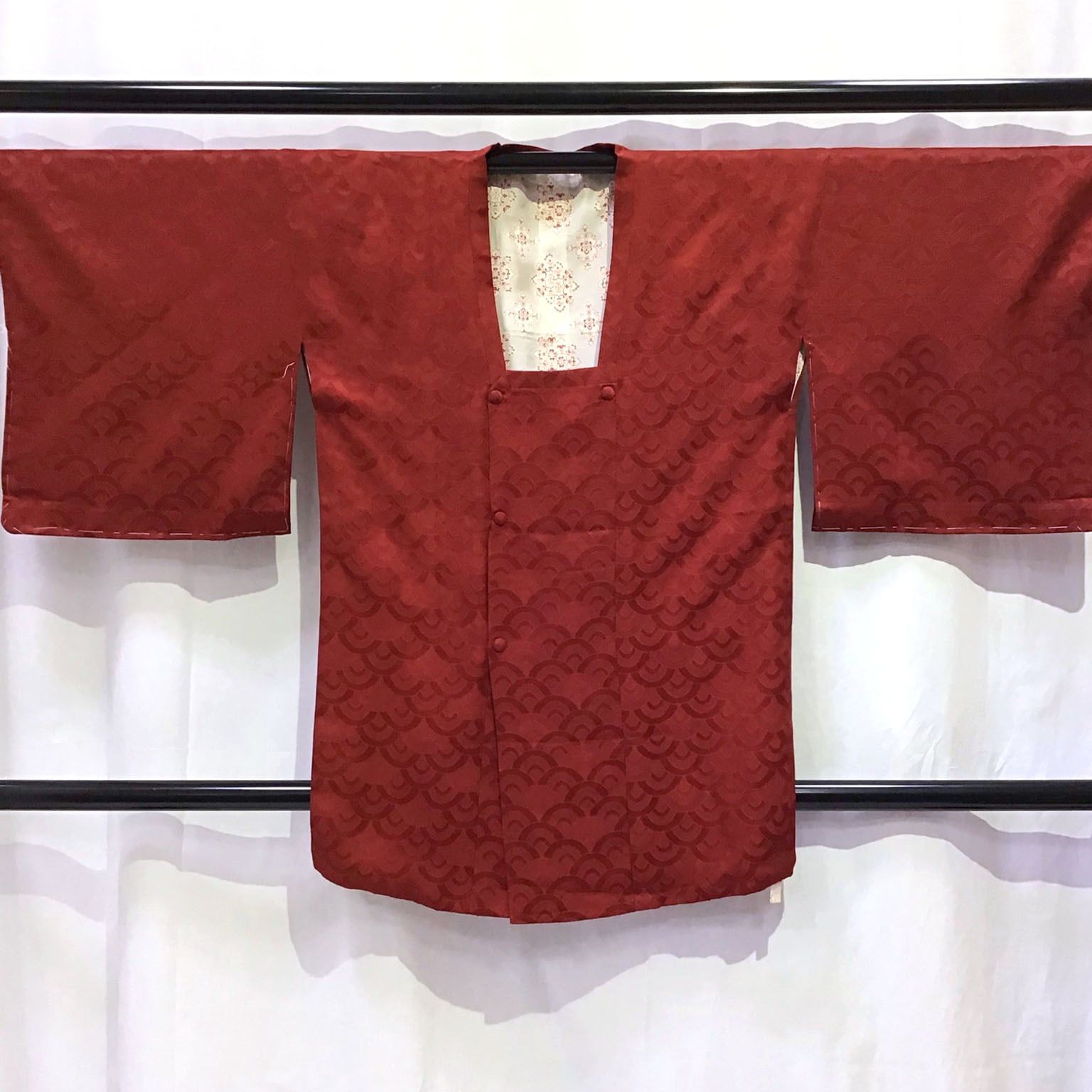 和装道中着 道行コート 割付文様 エンジ系地 No.200701-1399 梱包サイズ60