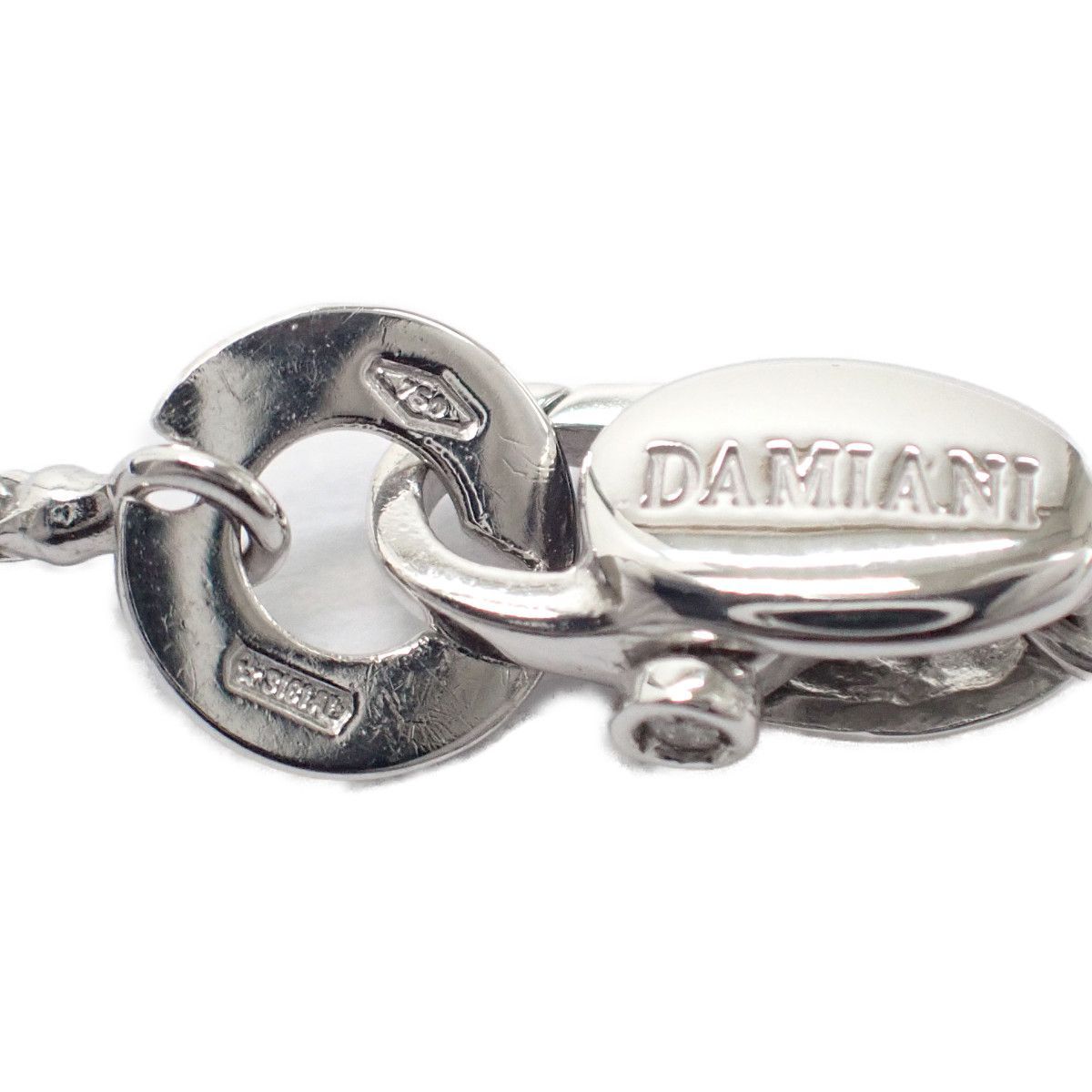 中古】【Aランク】DAMIANI ダミアーニ ミステリークロス ネックレス K18WG ダイヤモンド 3181AL【ISEYA】 - メルカリ