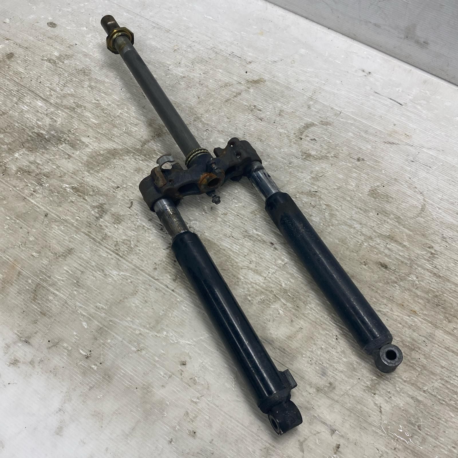 HONDA ディオチェスタ フロントフォーク ホンダ [M-250805-38] HONDA ディオチェスタ フロントフォーク ホンダ