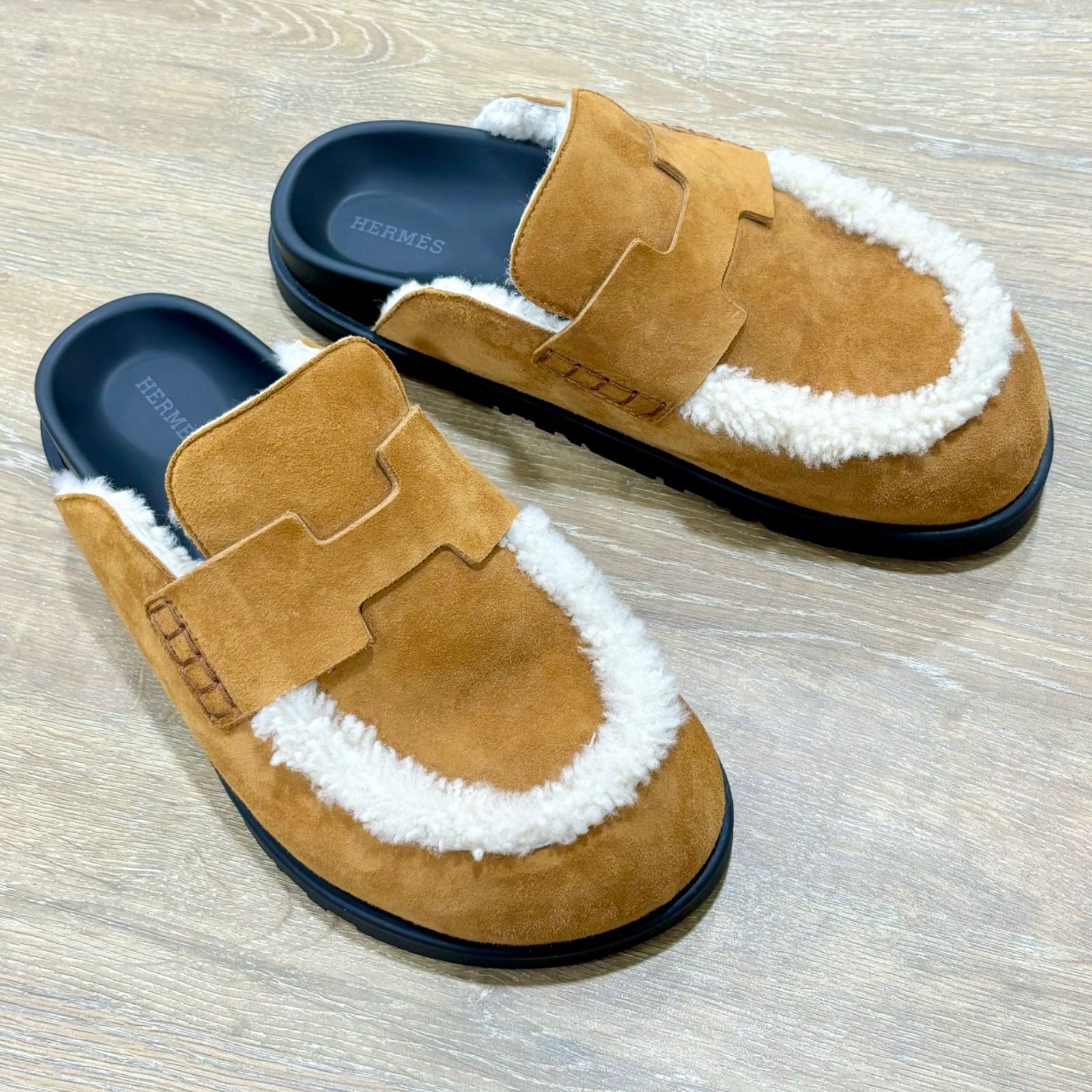 HERMES ブラウンレザー ミュール　サンダル ミュール 《オズ》 | Hermès - エルメス-公式サイト