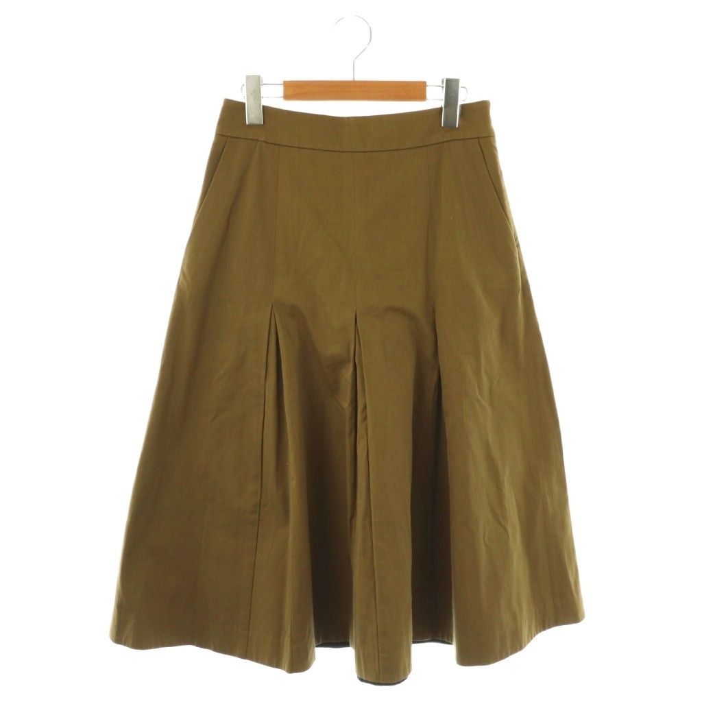 MARGARET HOWELL プリーツスカート　マーガレットハウエル　カーキ MARGARET HOWELL（マーガレットハウエル）の「COTTON POLYESTER