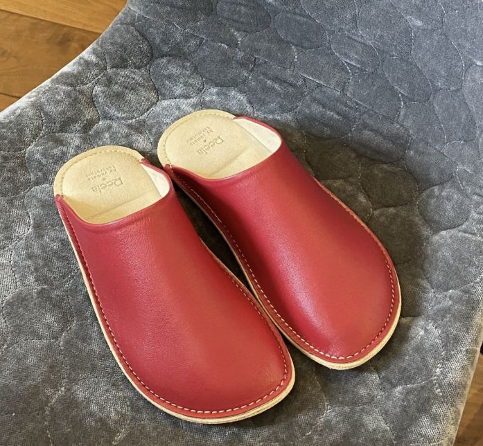 Reela スムースレザー RED(レッド) スリッパ ルームシューズ 赤 室内履き
