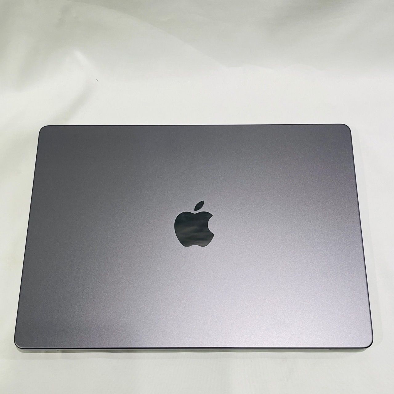 美品 MacBook Pro 14