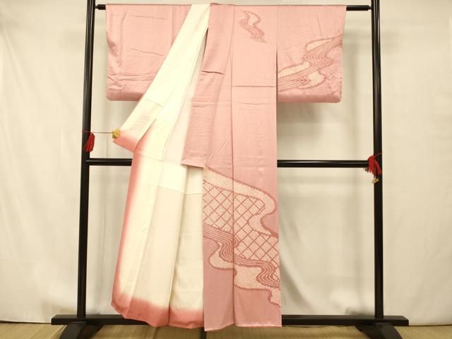 【逸品】●作家訪問着●縮緬●流水文様● 萩に流水文様刺繍訪問着 着物22-06-52 198,000円(税込)ご売約済