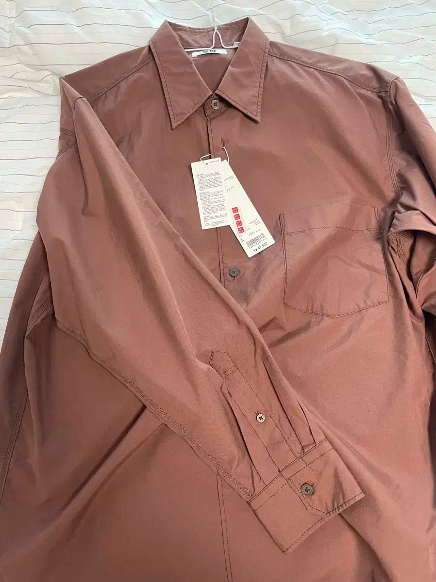 UNIQLO ユニクロ u シャツ ブラウン オリーブ