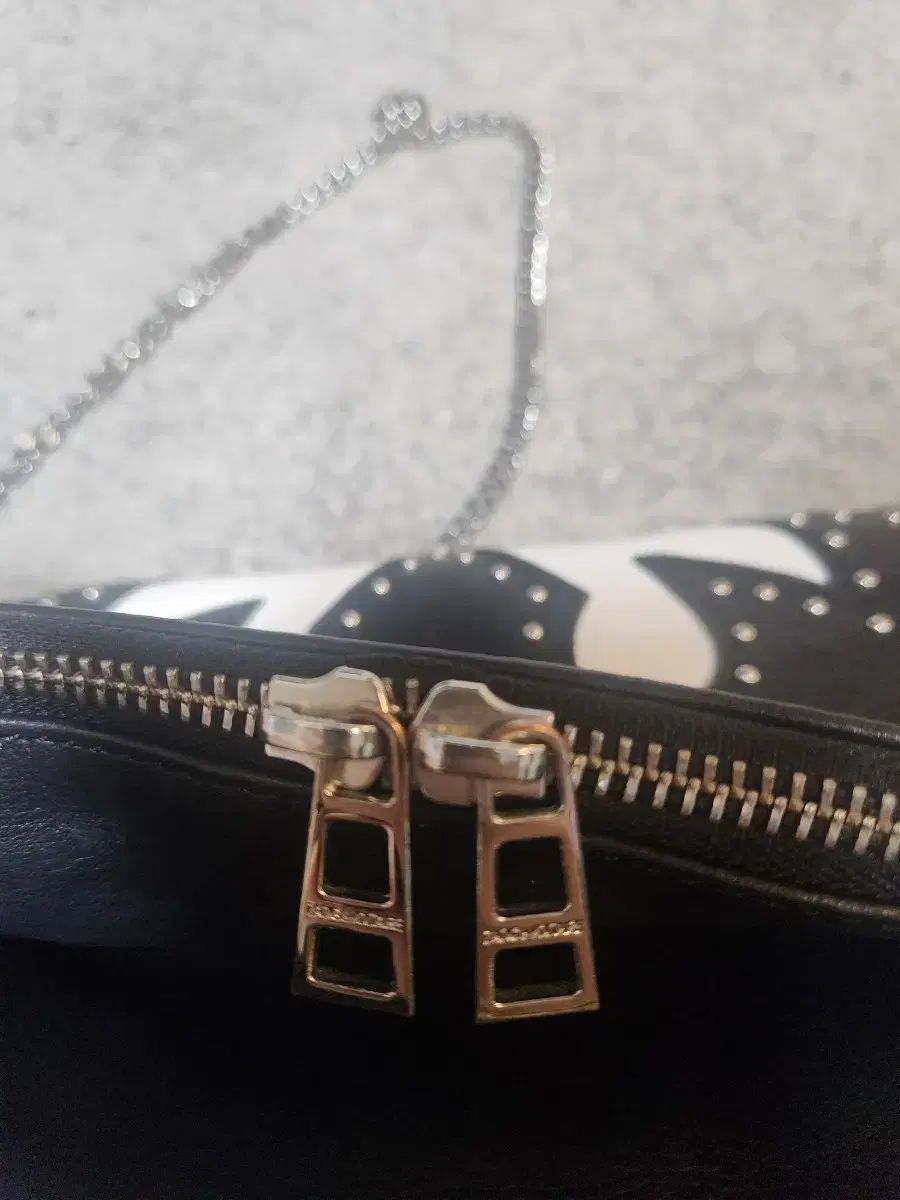 セット割 ジャルディック-ヴォルテール ブラック|ホワイト クラッチ チェーンクロスバッグ 高品質で激安通販！ 