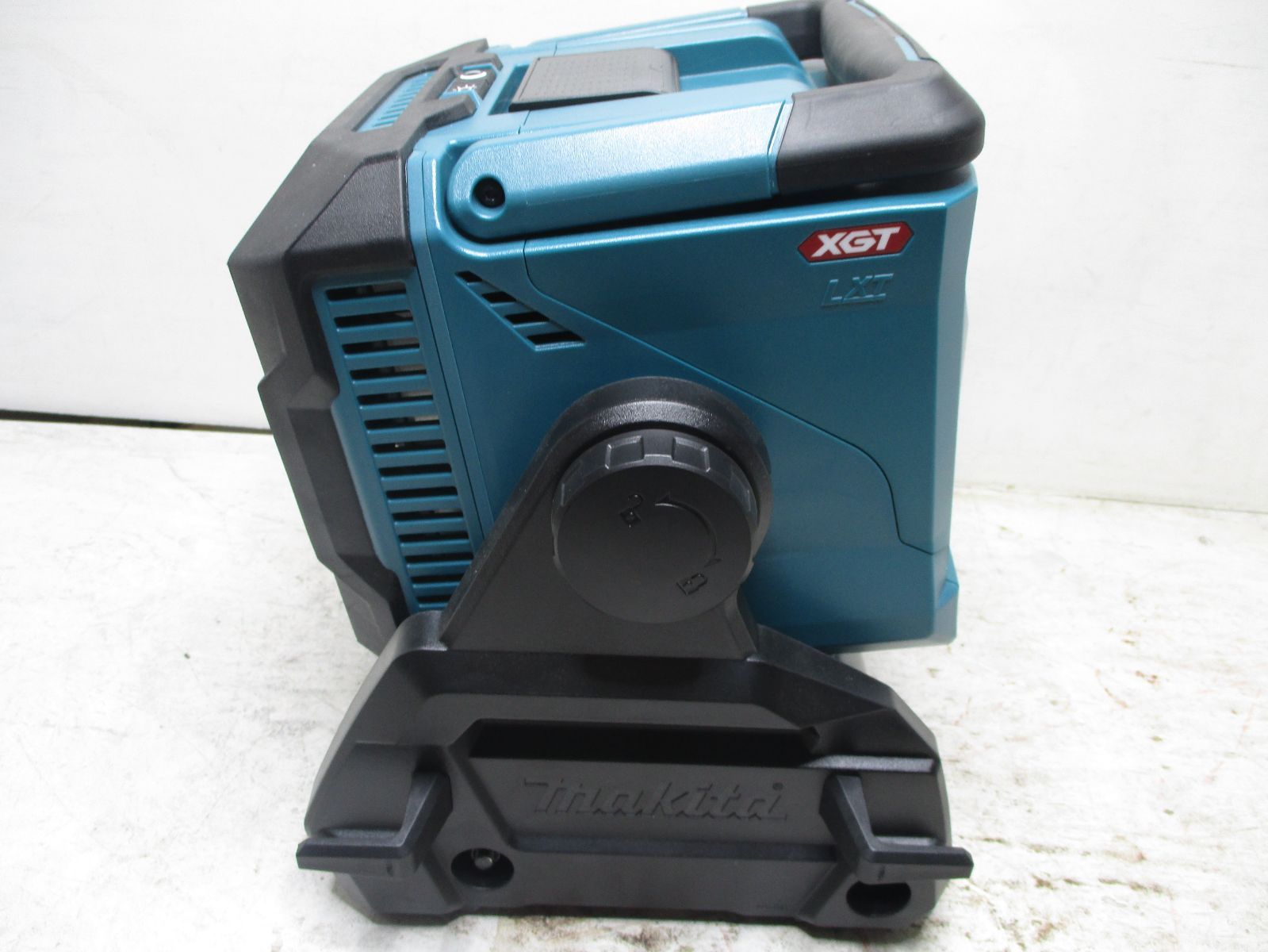 マキタ 充電式スタンドライト