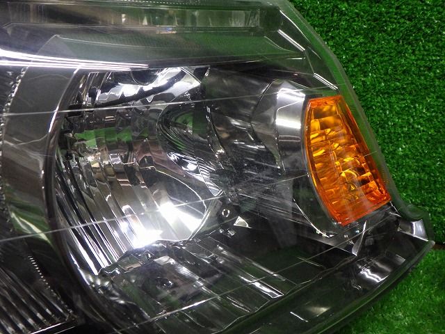 ホンダ　ステップワゴン RG3 純正ヘッドライト左右セットバラスト付き　中古品 241011038_2.jpg