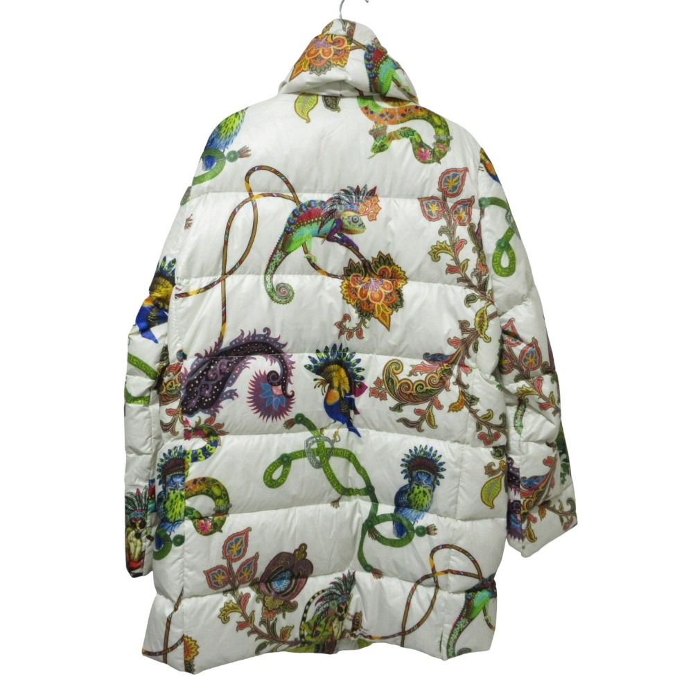 ETRO エレガント花、ペイズリー柄ダウンジャケット　新品未使用♡ 美品 クリーニング済 ETRO エトロ ペイズリー柄 ボリューム
