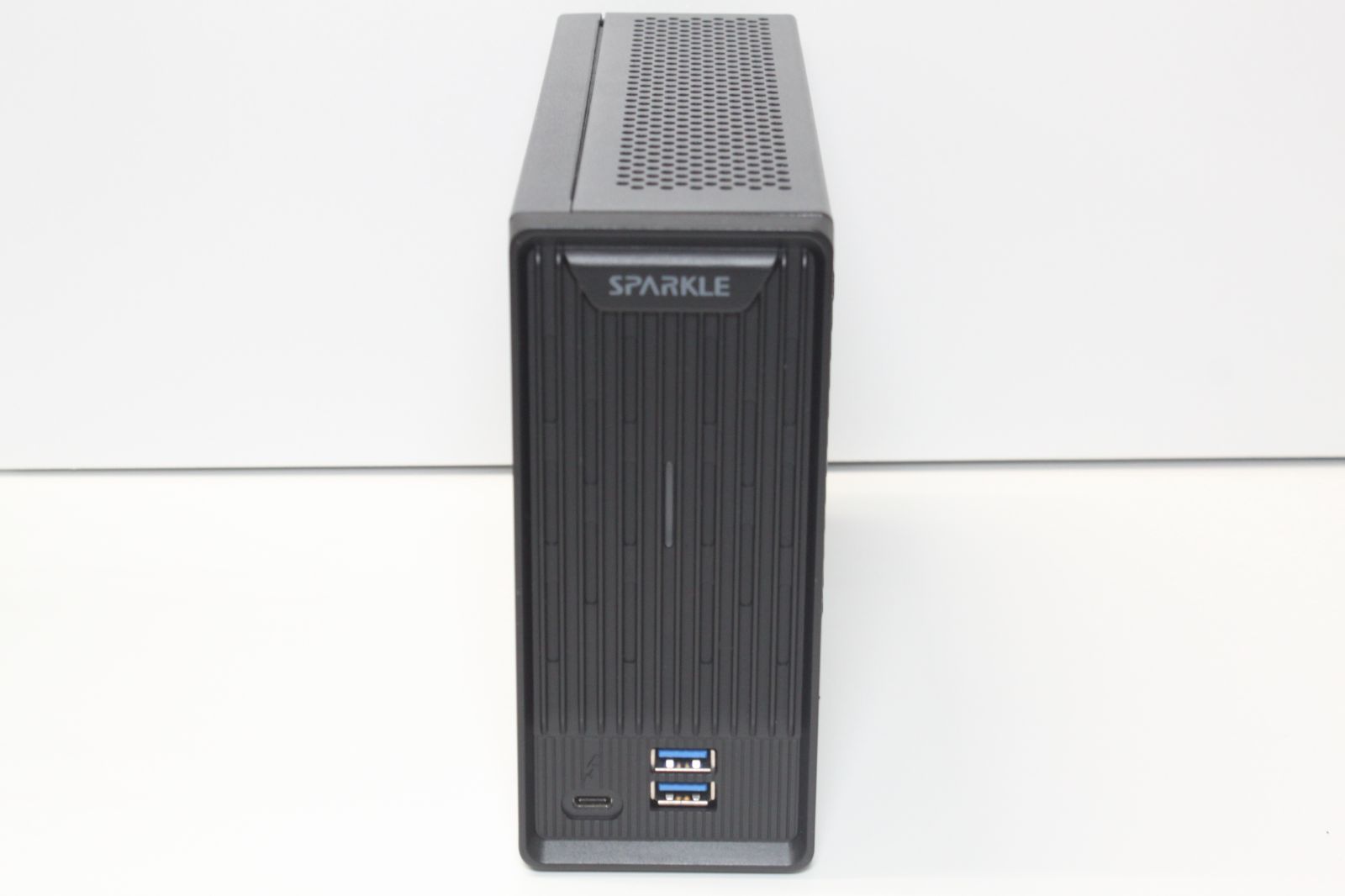 TBX-240FU J*r様 TBX-240FU Thunderbolt GPUボックス RTX 3 SPARKLE