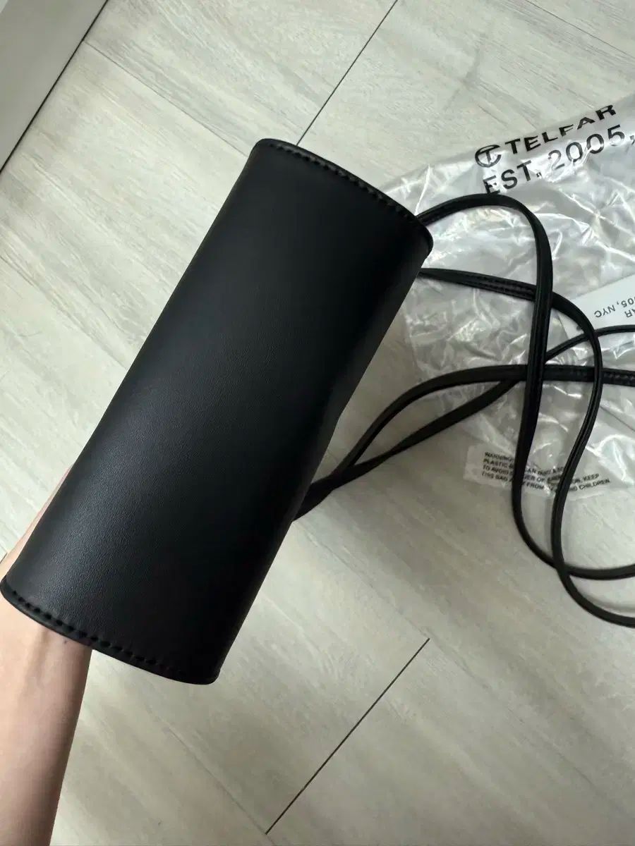 購入証明あり テルファーtelfar ショルダーバッグ S ブラック 残2点 新品正規品 Telfar テルファー(ブラック/Sサイズ) ショルダー