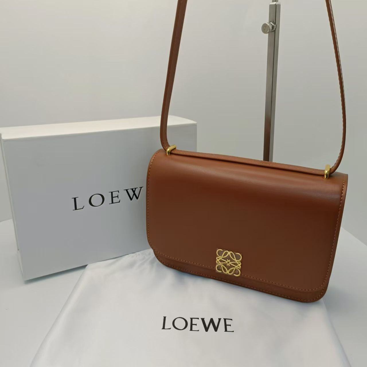 LOEWE ロエベ ショルダーバッグ