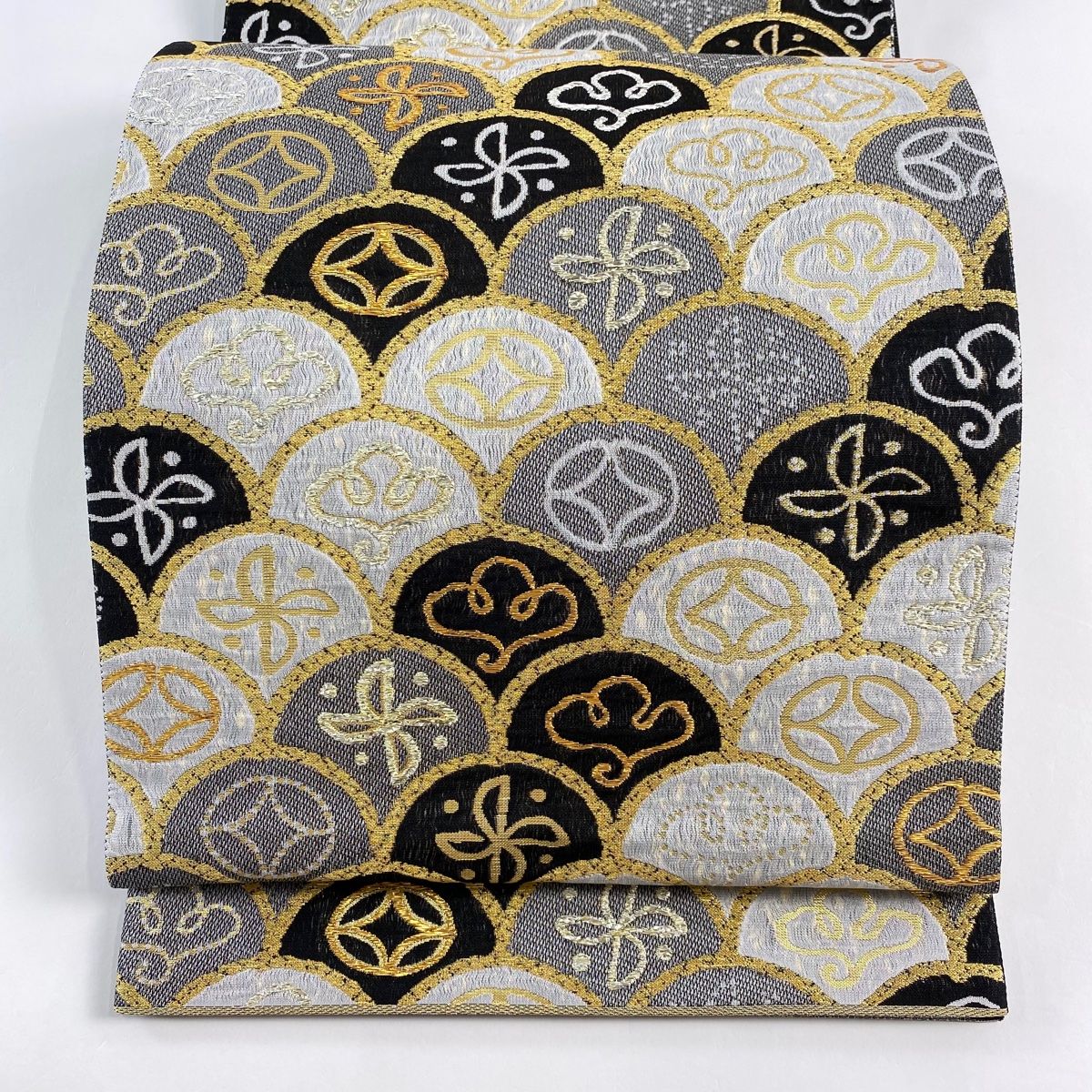 505ag10◎七五三 七歳 女児 着物&袋帯&長襦袢 金駒刺繍 金彩 扇