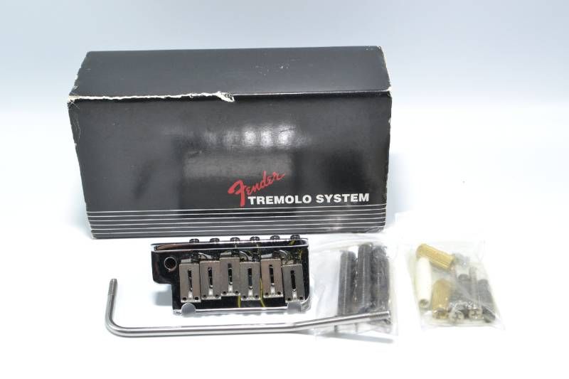 送料無料 フェンダー Fender American Series Tremolo System 099-2050-000 トレモロユニット