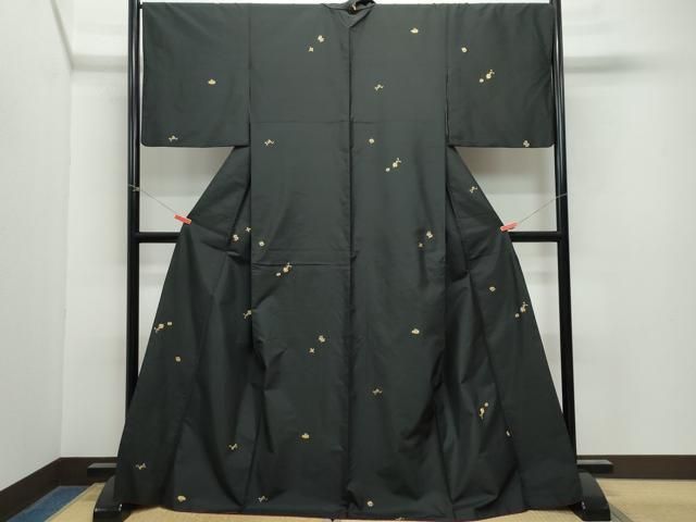 平和屋着物 本場大島紬 総刺繍 玩具文 やまと誂製 正絹 CAAY3003vf