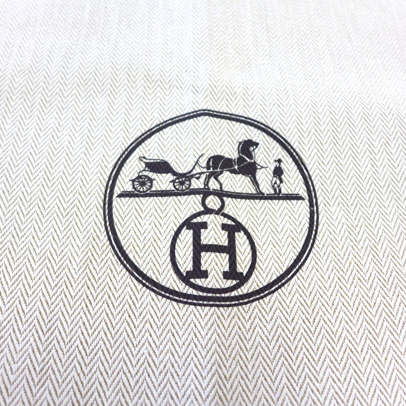HERMES エルメス　保存袋　巾着袋　白　3枚 HERMES エルメス 保存袋 巾着袋 白 大サイズ 2枚セット ② 公田