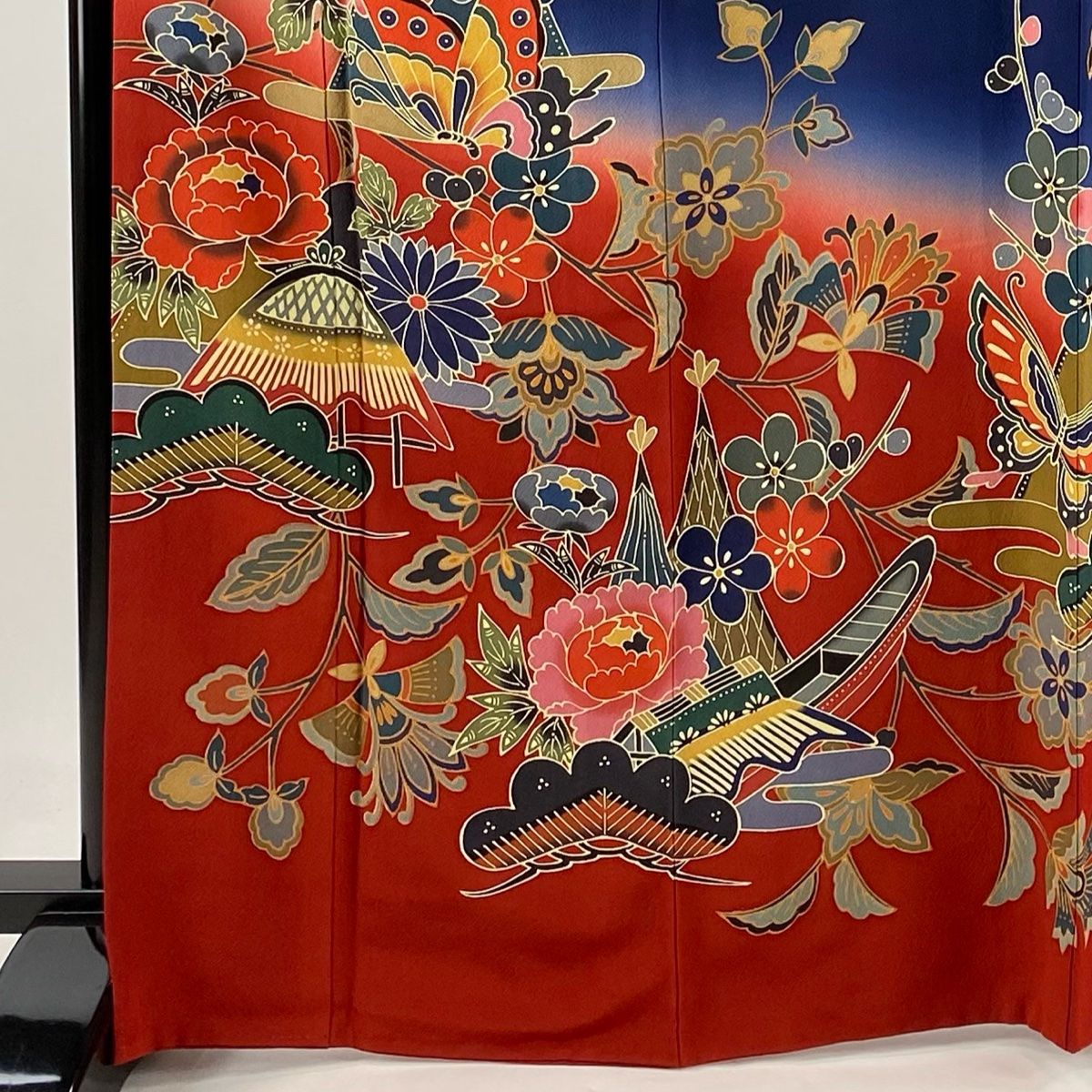 振袖 身丈167cm 裄丈66cm M 袷 宮崎良次 落款 蝶 松梅 ぼかし 濃紺 正絹 秀品