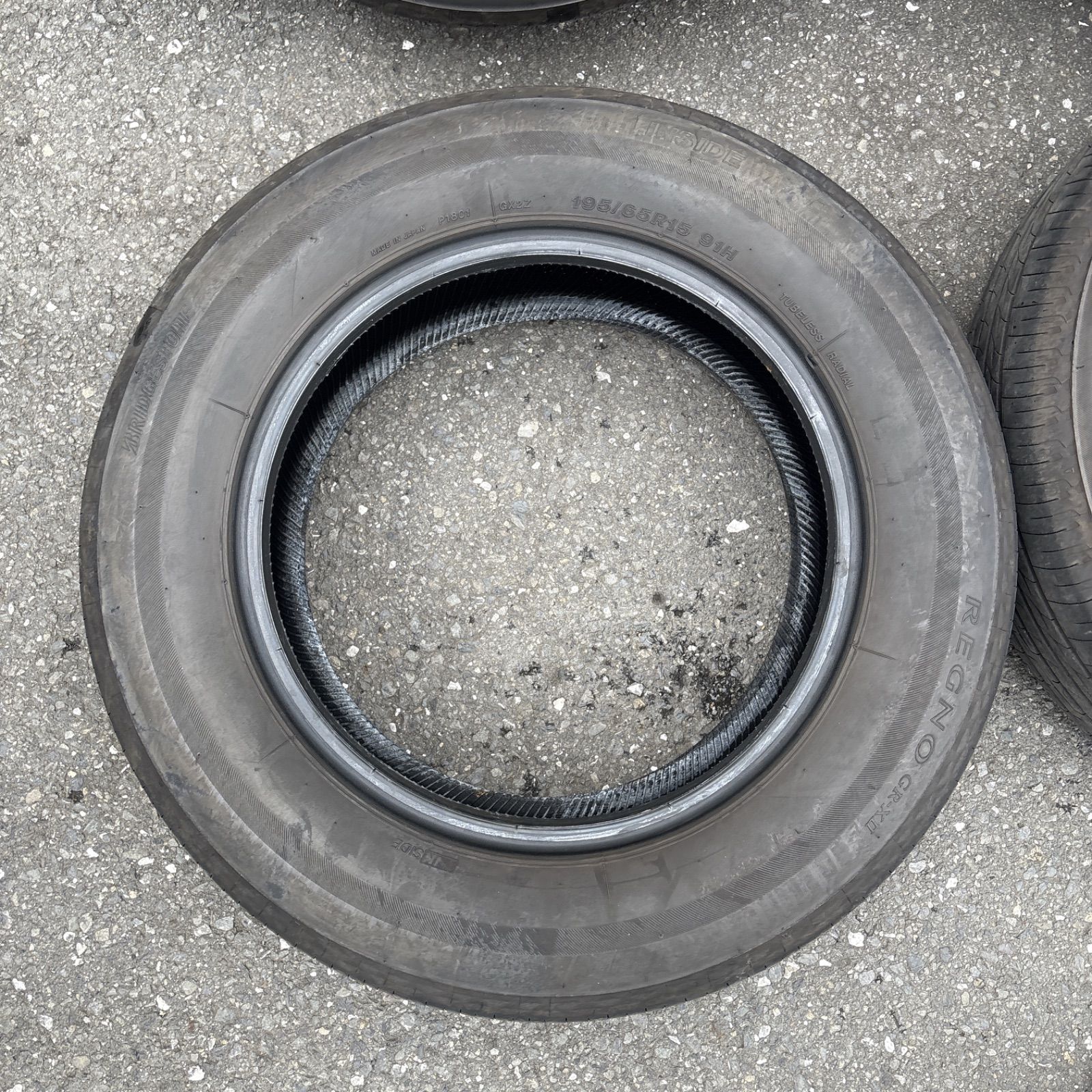 明白な バリ溝 BRIDGESTONE REGNO レグノ 195 65R15 あなたの夢を実現する