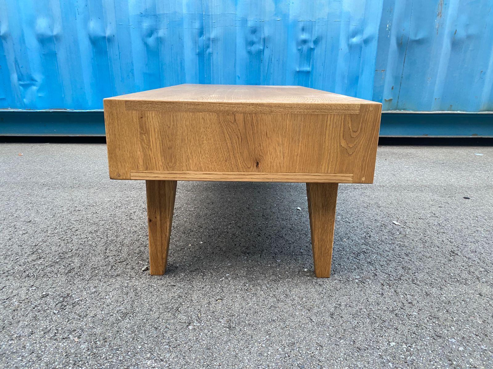 美品 CRASHGATE アウロ リビングテーブル AURO 関家具 □美品 CRASHGATE アウロ リビングテーブル AURO 関家具