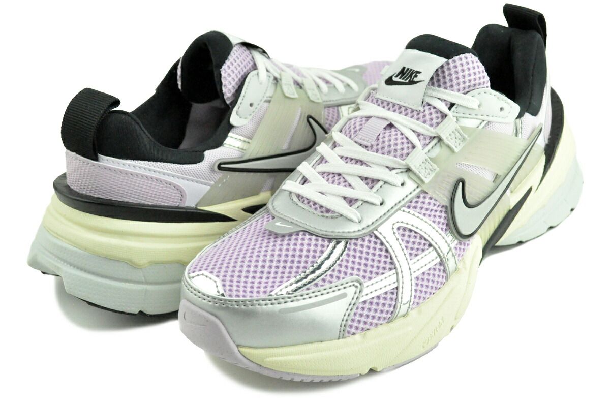 ブラック NIKE