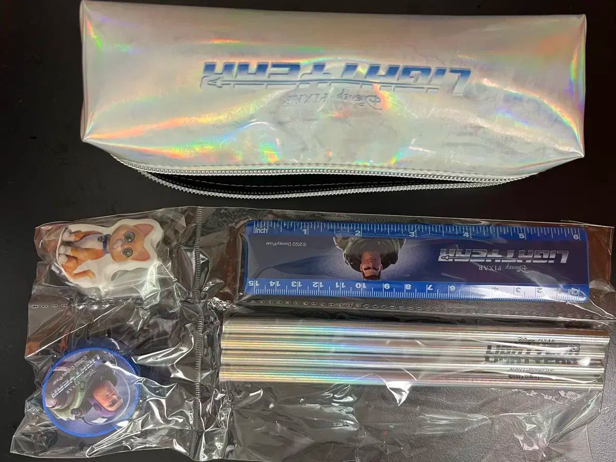 【雷市場（ポンジャン）商品韓国直送】 ライトイヤー 筆記用具セット 未開封
