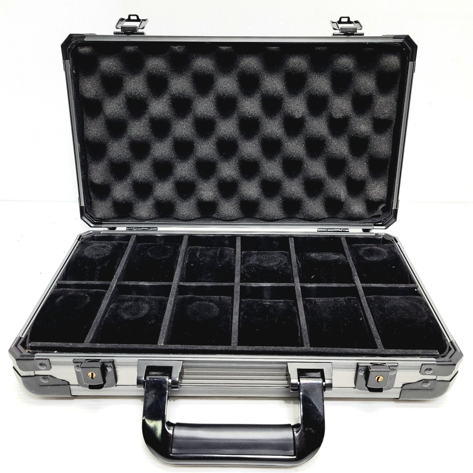 Techswiss 腕時計ボックス 収納ケース 腕時計12本用 ブラック ピンストライプ付き : Baskiss 12本時計ケース 木製 高級 腕時計収納ボックス