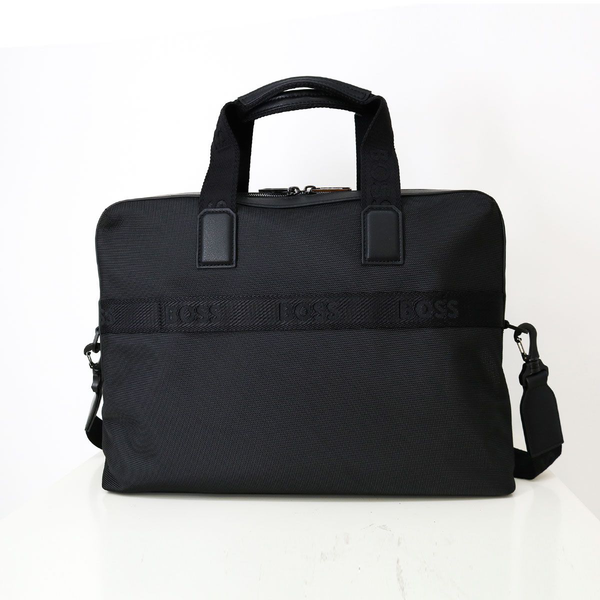 【箱、ケース付】HUGO BOSS メンズ　バングル HUGO BOSS (ヒューゴボス) ストレッチ シングル スーツ SLIMFIT