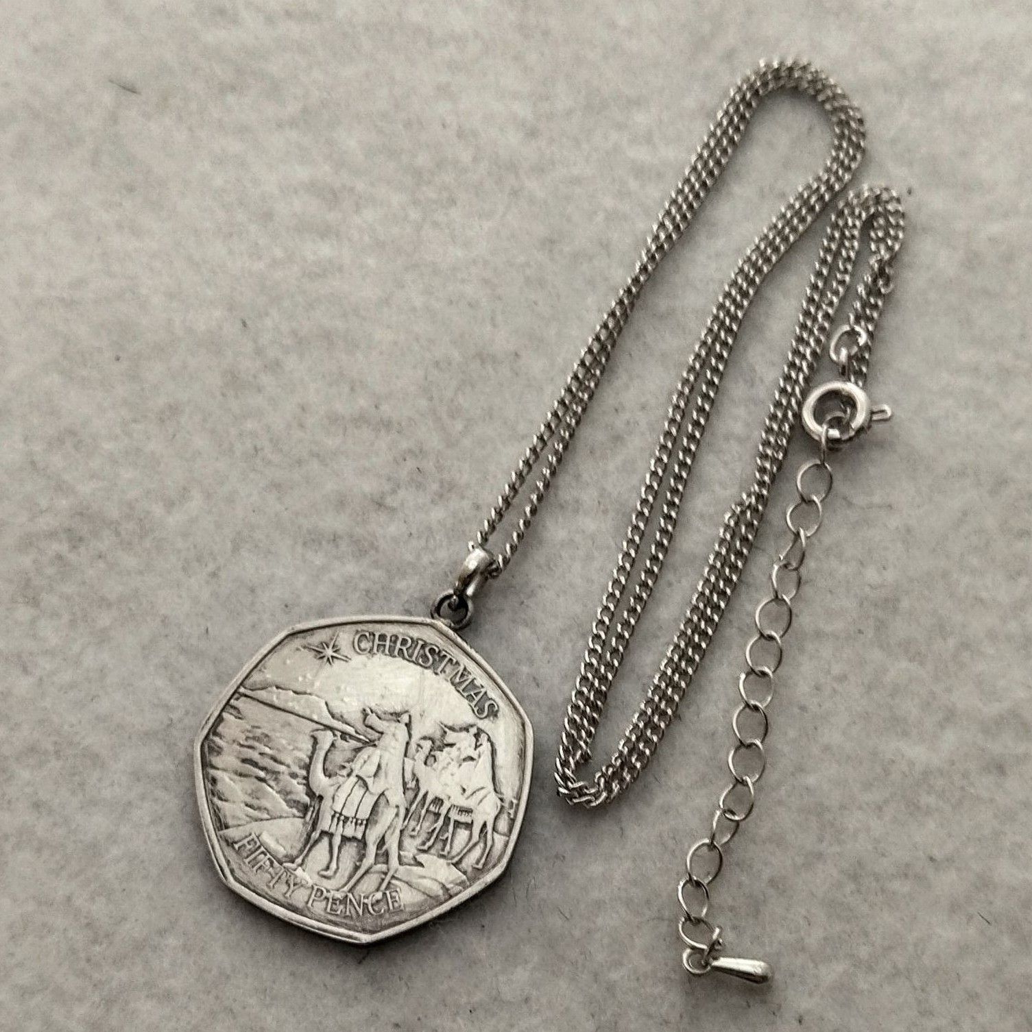 クリスマス 東方の三賢者 ジブラルタルのコインネックレス 函館サモワールクリスマス紅茶 / 東方の三