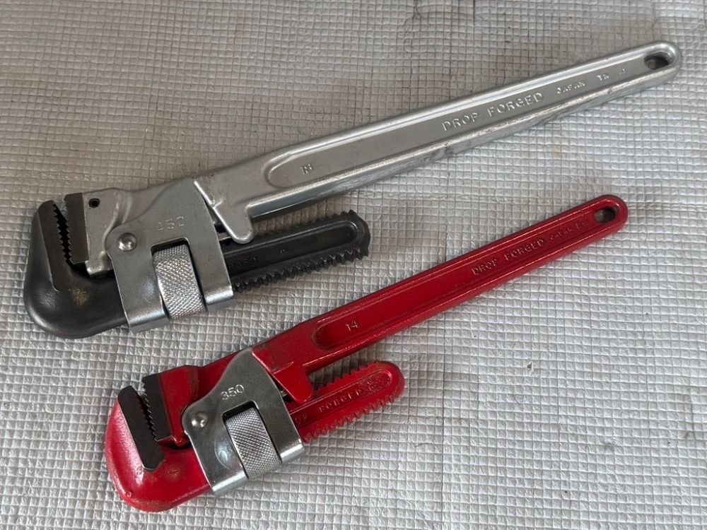 MCC HIT パイプレンチ 900mm×２本 600ｍｍ×２本 合計４本